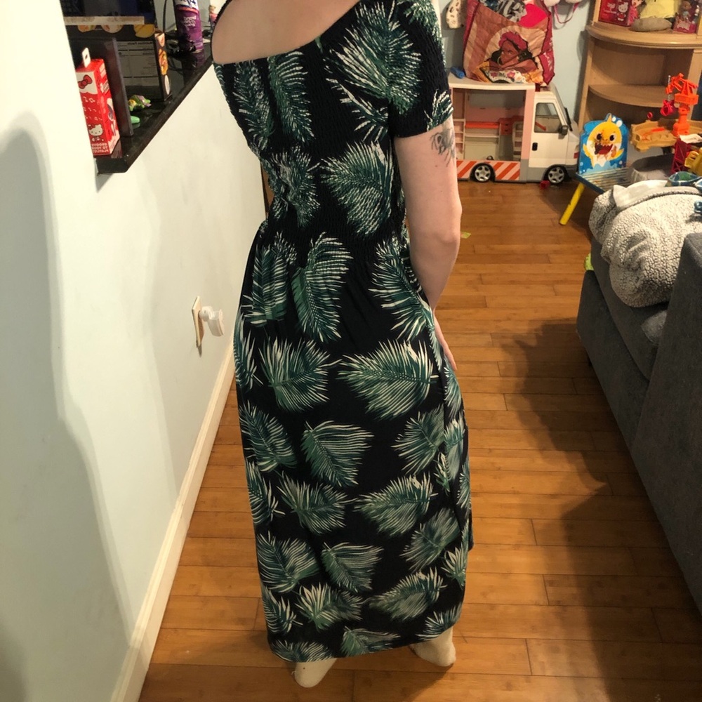Seven islands Green/black palm print maxi dress with elastic waistband - Picture 2 of 4
